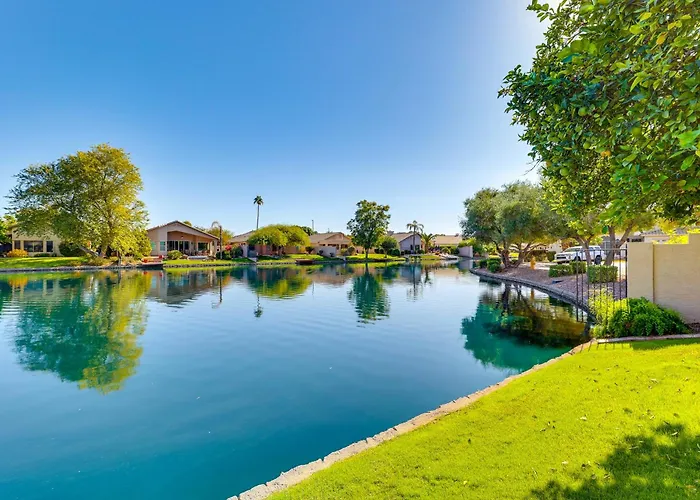 Сasa de vacaciones Patio + Water View: Lakefront Escape! Chandler